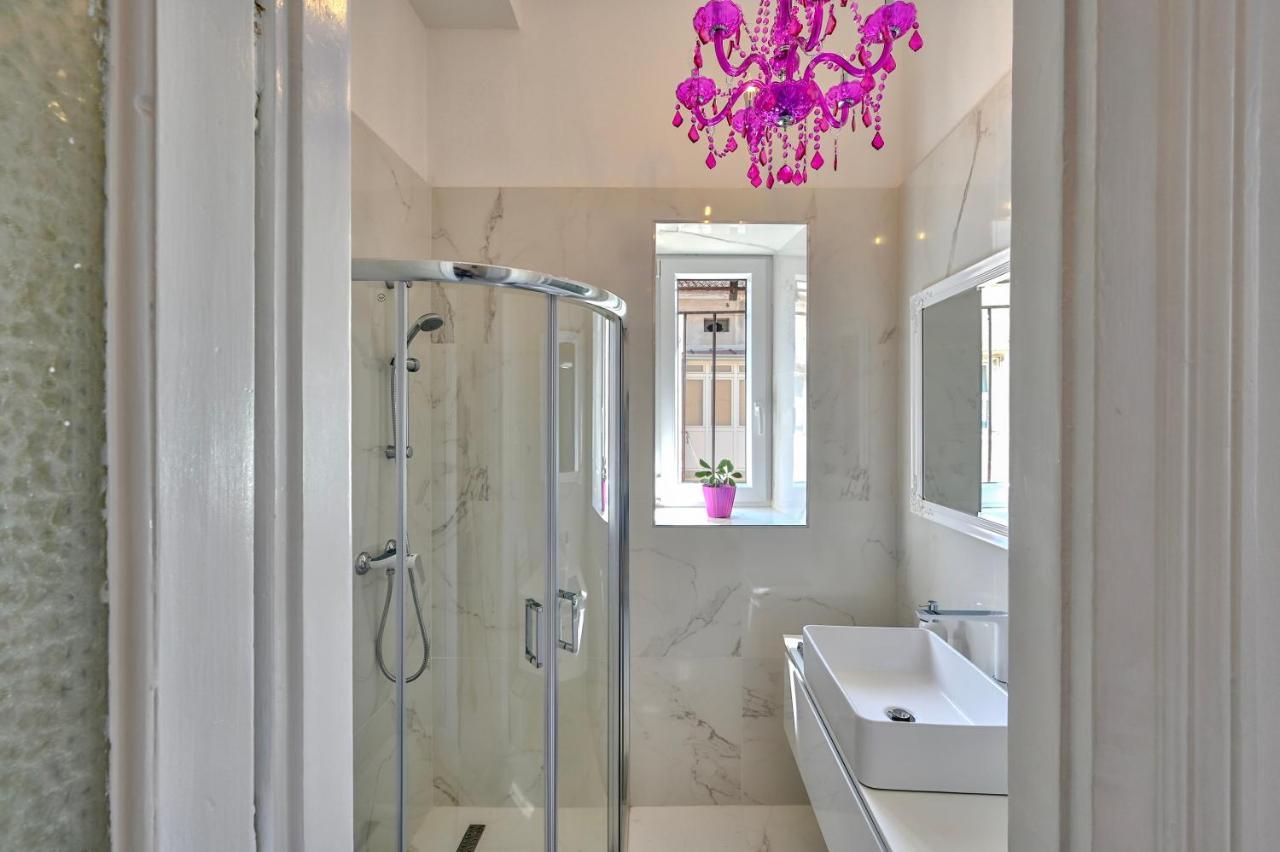 דירות PUY Collins Amethyst Center מראה חיצוני תמונה